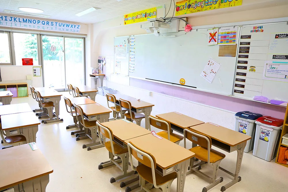教室(低学年棟)