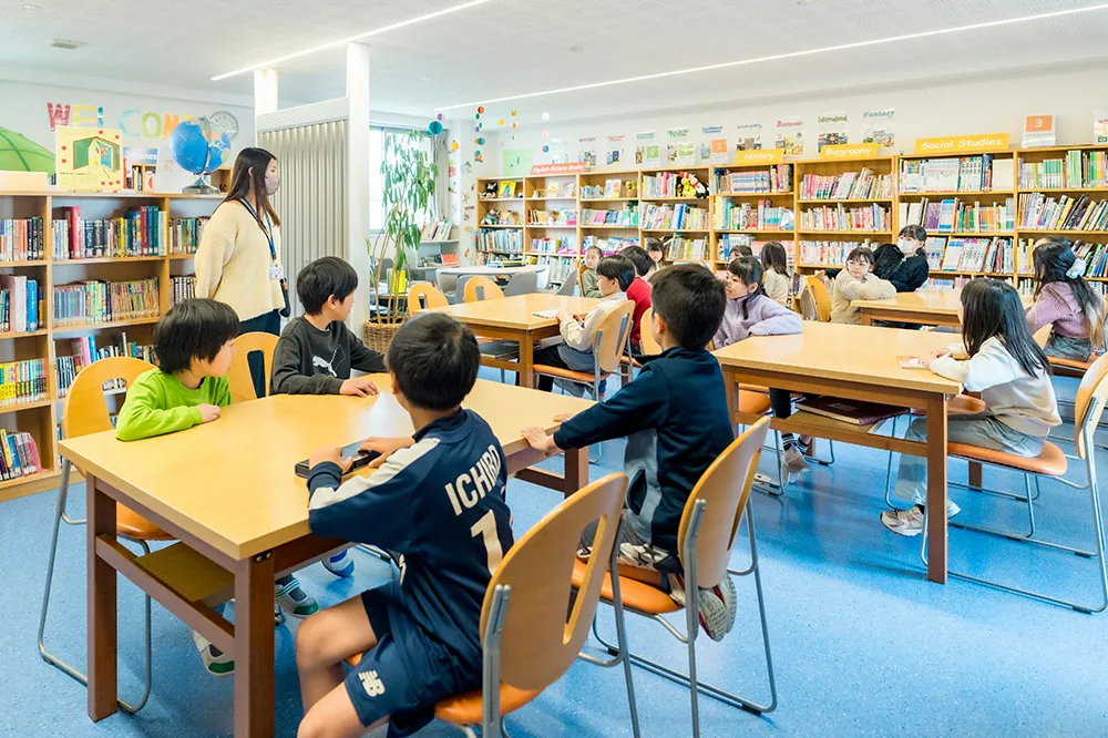 図書館(高学年棟)